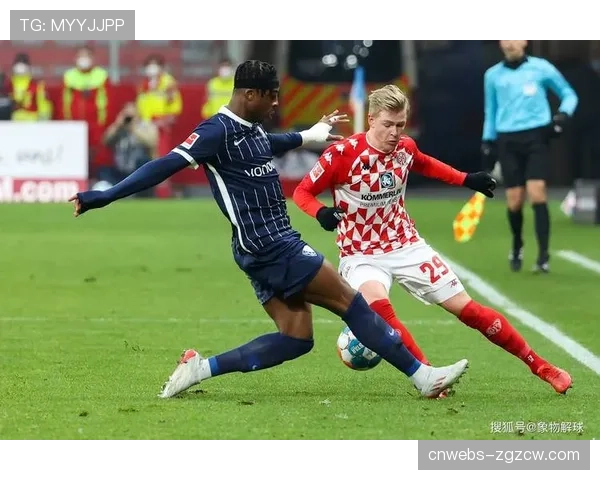 拜仁慕尼黑4-0大胜达姆施塔特，净胜球优势登顶